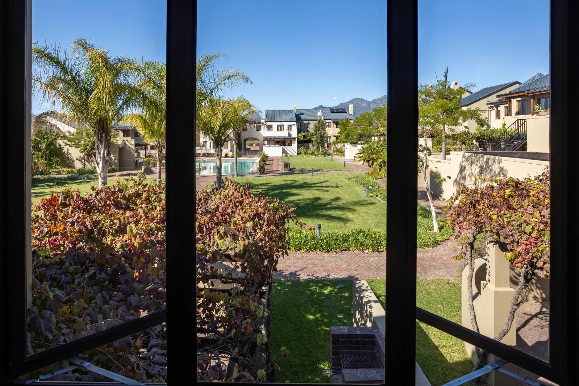 Devonvale Golf & Wine Estate Hotel 4*